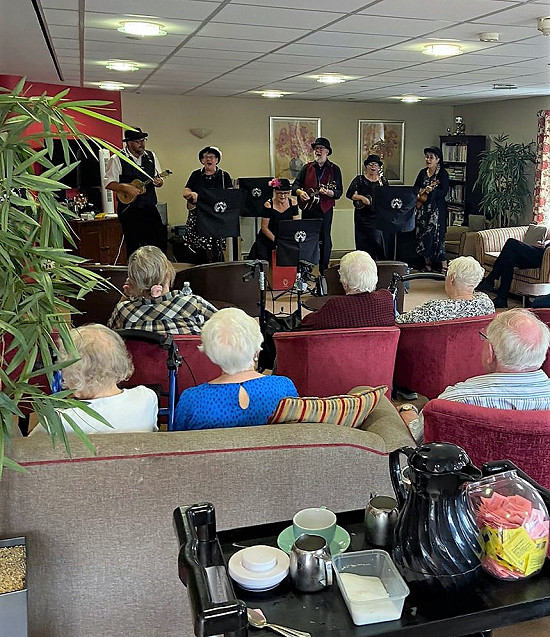 Ministry of Ukes perform at LACE